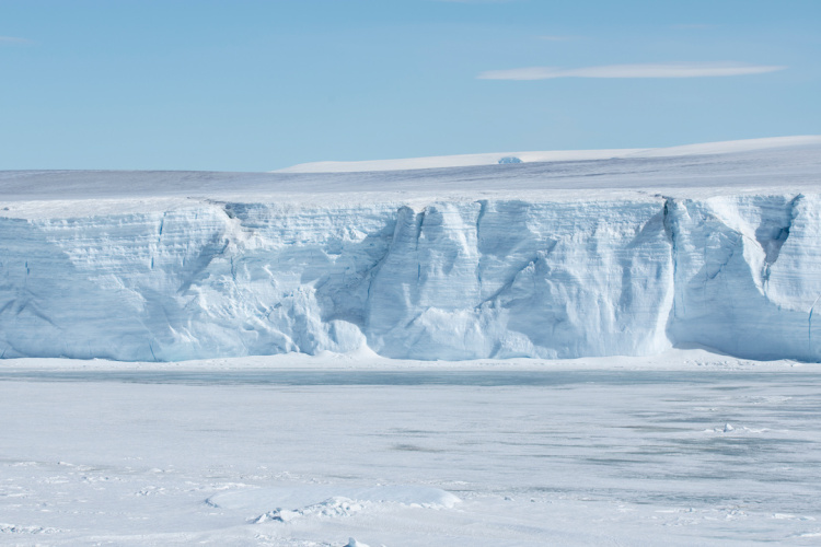 LCC-探险南极洲：未被开发的宝地（30天28晚）